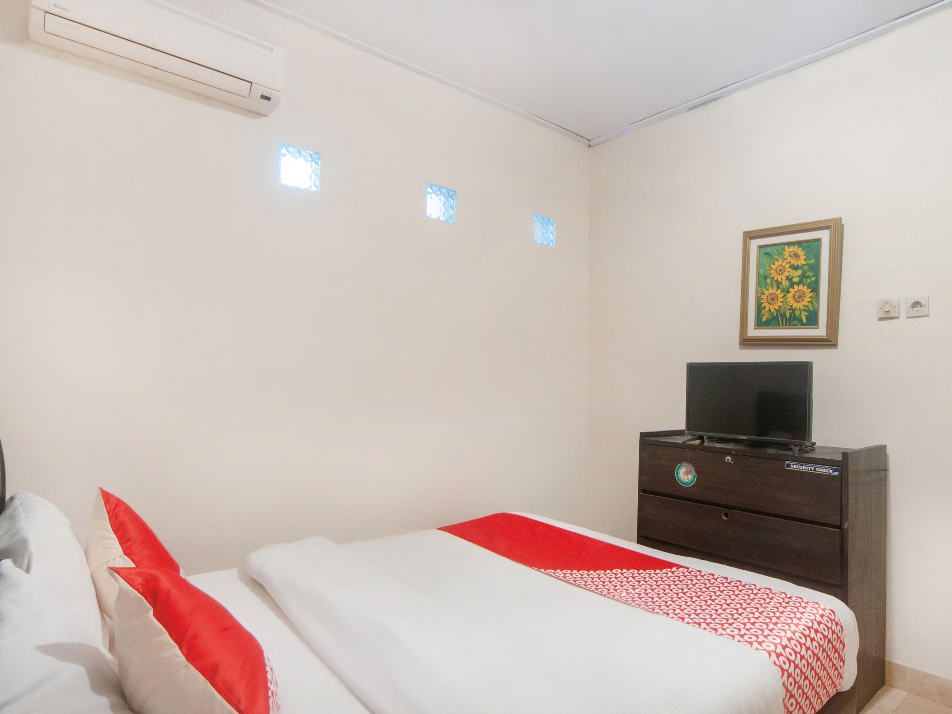 Oyo 2256 Danysa Guesthouse Jakarta Eksteriør bilde
