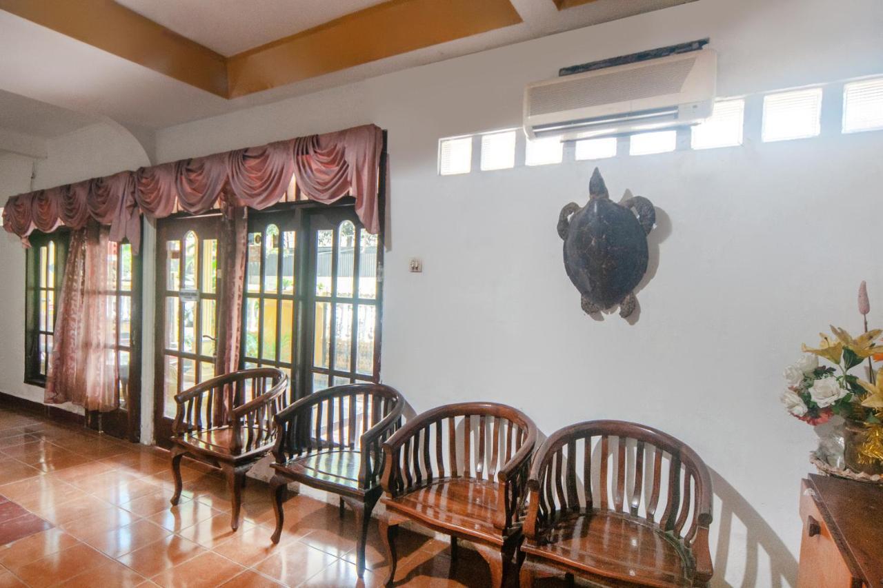 Oyo 2256 Danysa Guesthouse Jakarta Eksteriør bilde